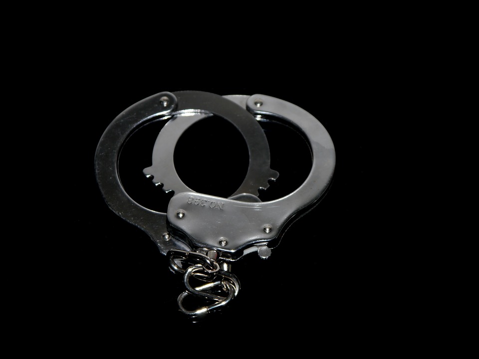 DETENZIONE: PER IL GENITORE CHE NON CORRISPONDE L’ASSEGNO DI MANTENIMENTO